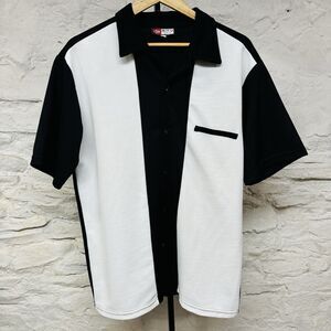 Iz It U Button Up Bowling Shirt Cigar Lounge Tony Soprano Vintage 90s Y2K Large